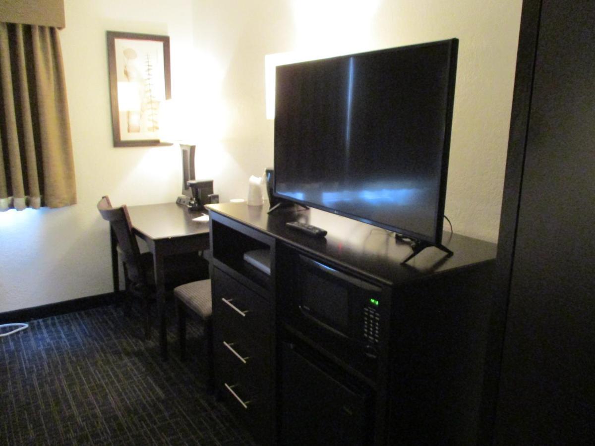 Americinn By Wyndham Hayward Luaran gambar